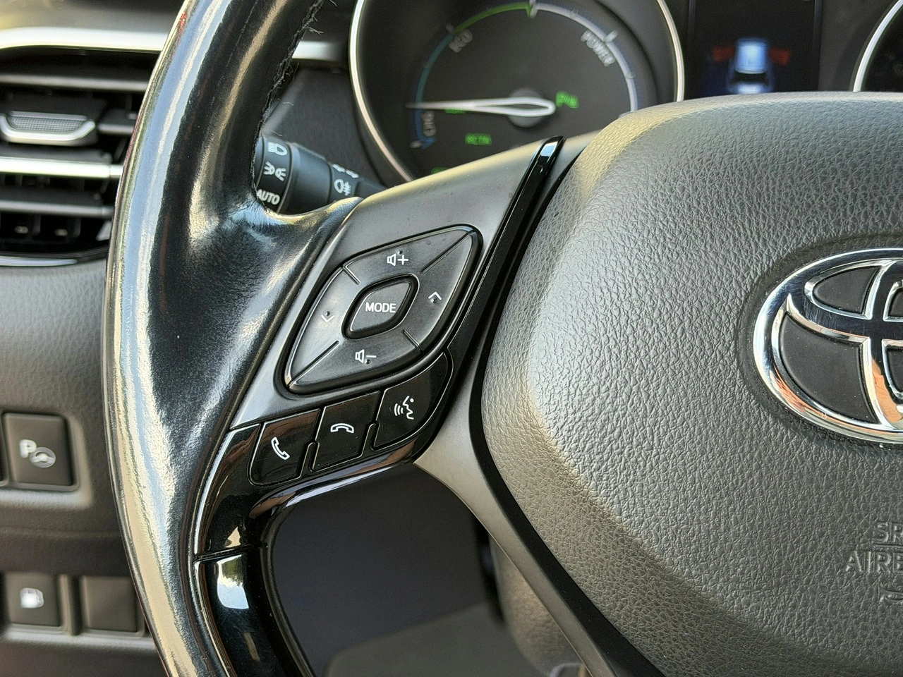 Toyota C-HR - Zdjęcie 12