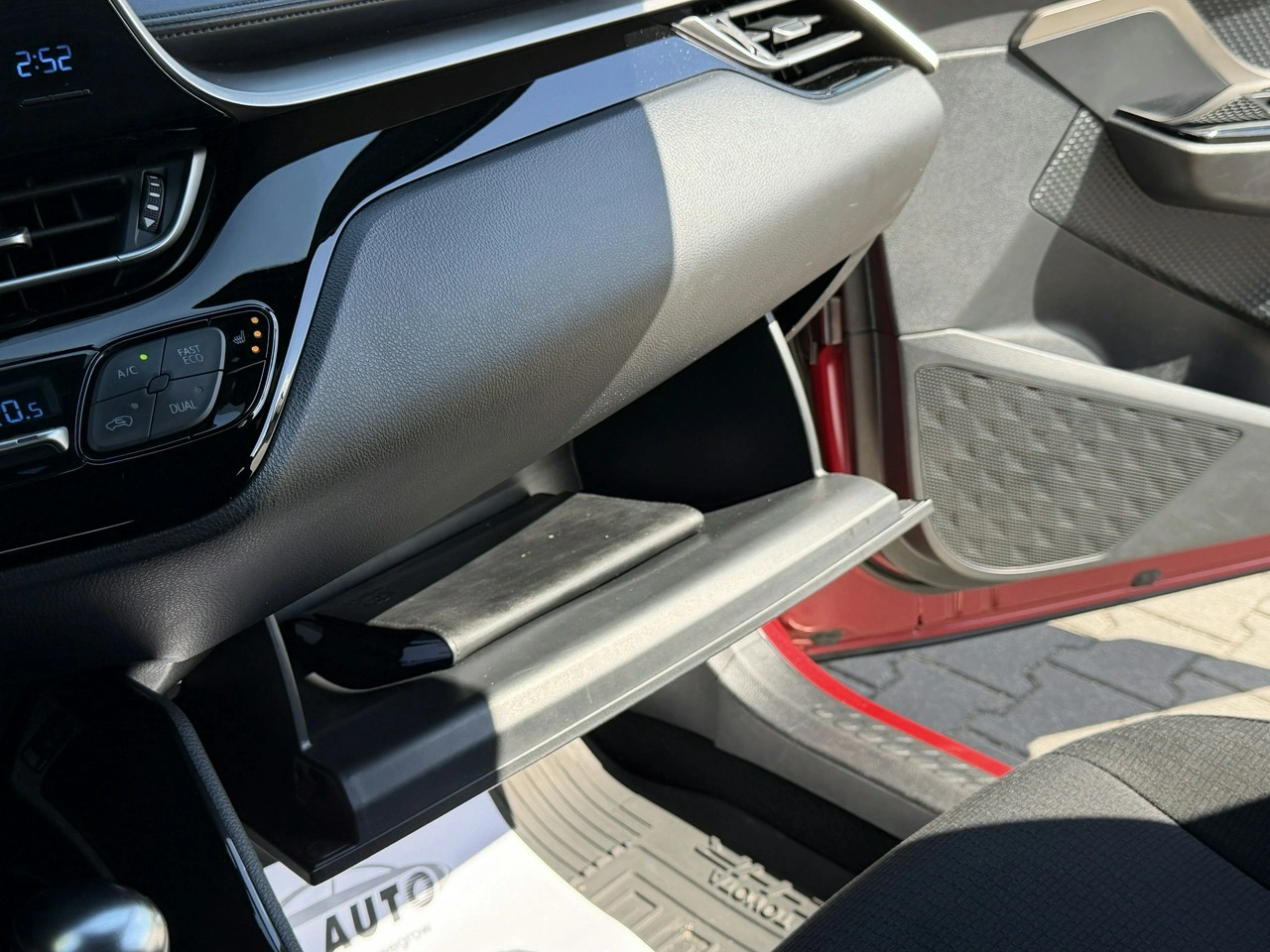 Toyota C-HR - Zdjęcie 68