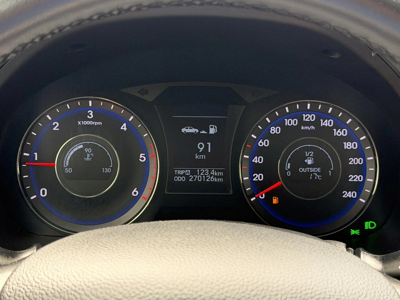 Hyundai i40 - Zdjęcie 16