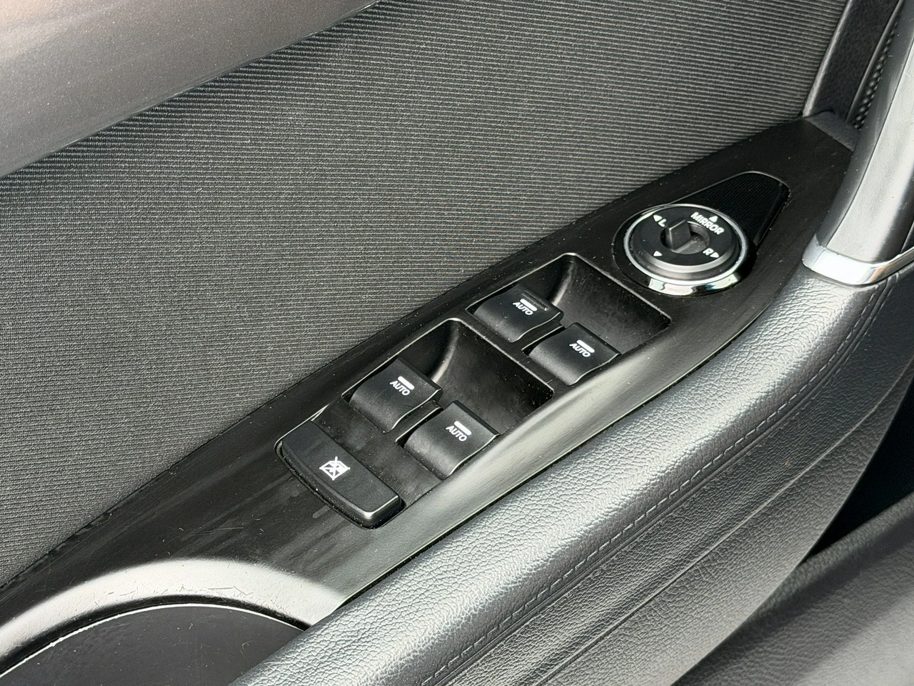 Hyundai i40 - Zdjęcie 14