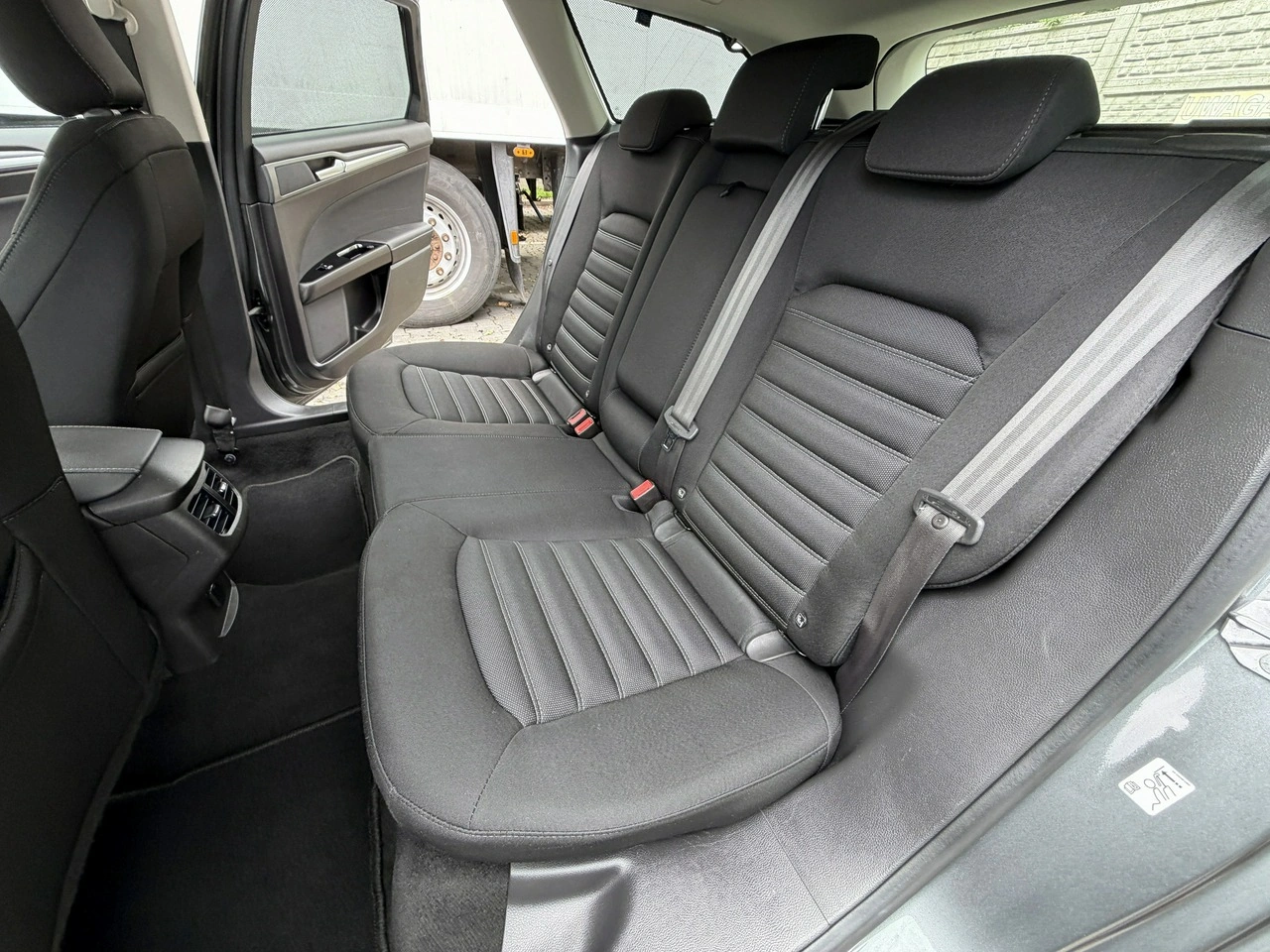Ford Mondeo - Zdjęcie 11