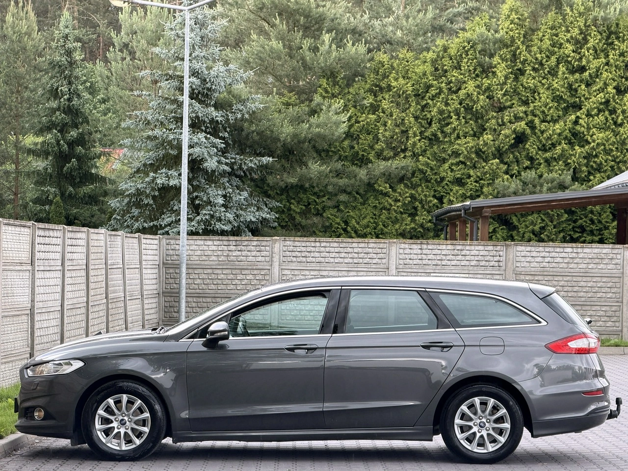 Ford Mondeo - Zdjęcie 32
