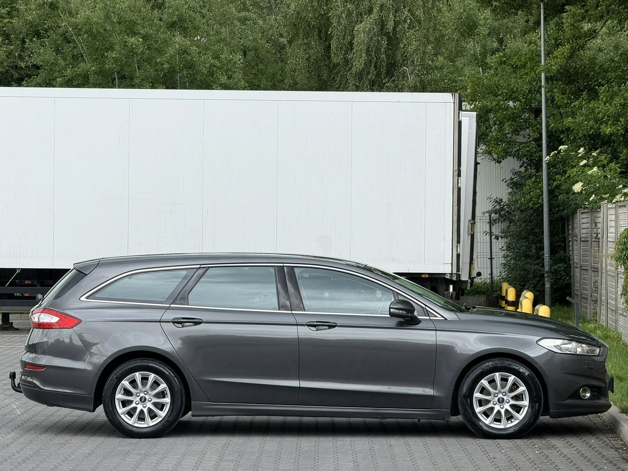 Ford Mondeo - Zdjęcie 42