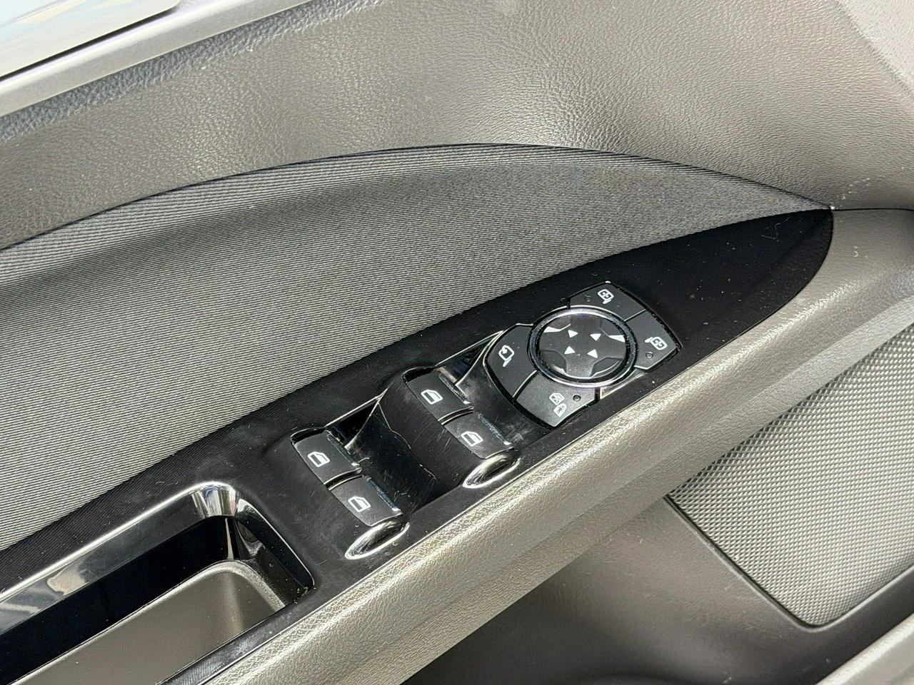 Ford Mondeo - Zdjęcie 14