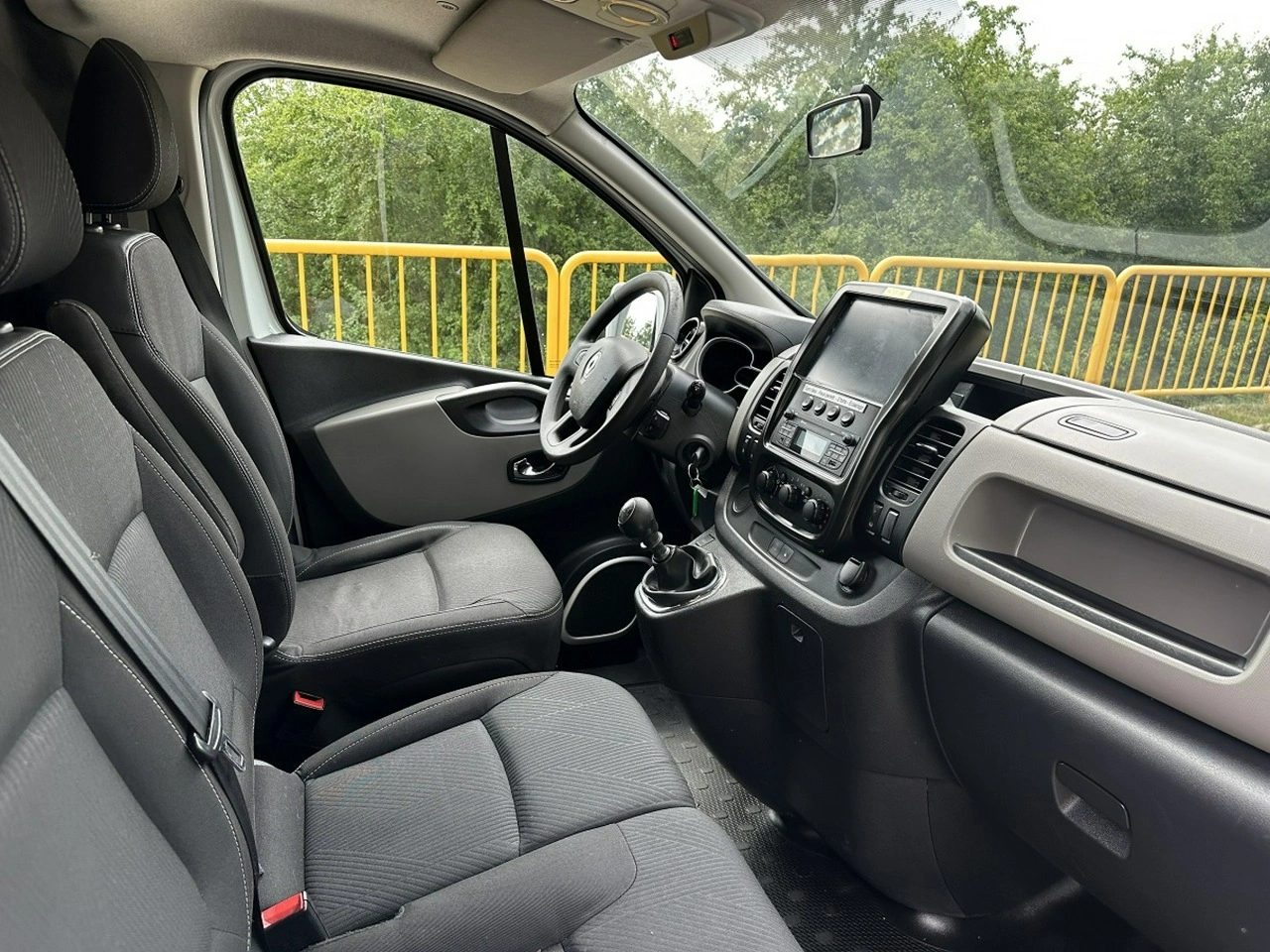 Renault Trafic - Zdjęcie 11