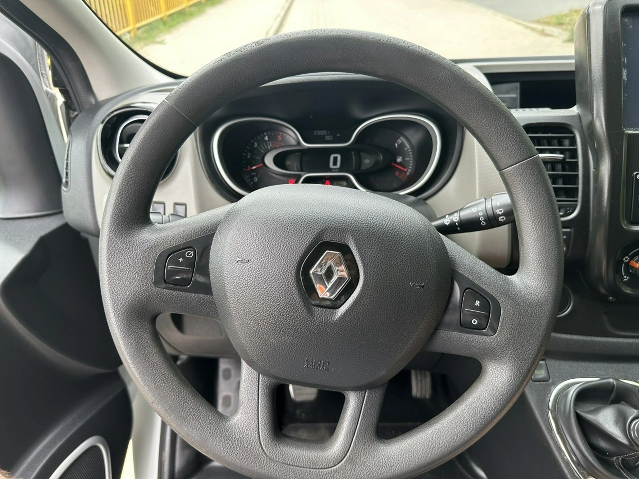 Renault Trafic - Zdjęcie 14