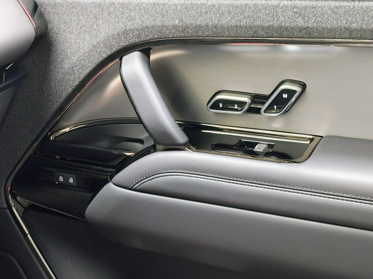 Land Rover Range Rover Sport - Zdjęcie 10