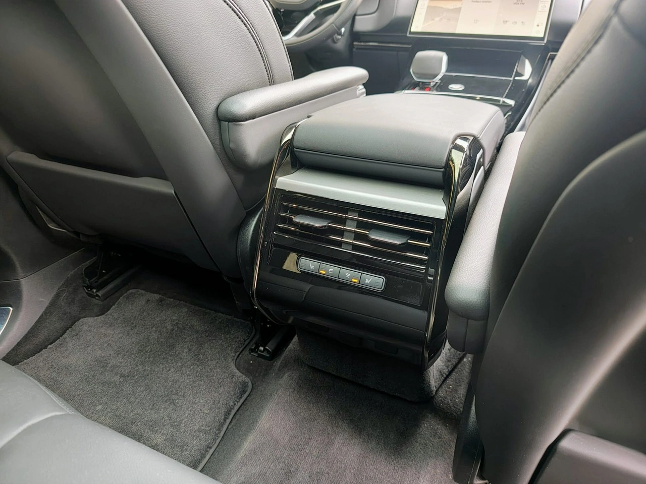 Land Rover Range Rover Sport - Zdjęcie 28