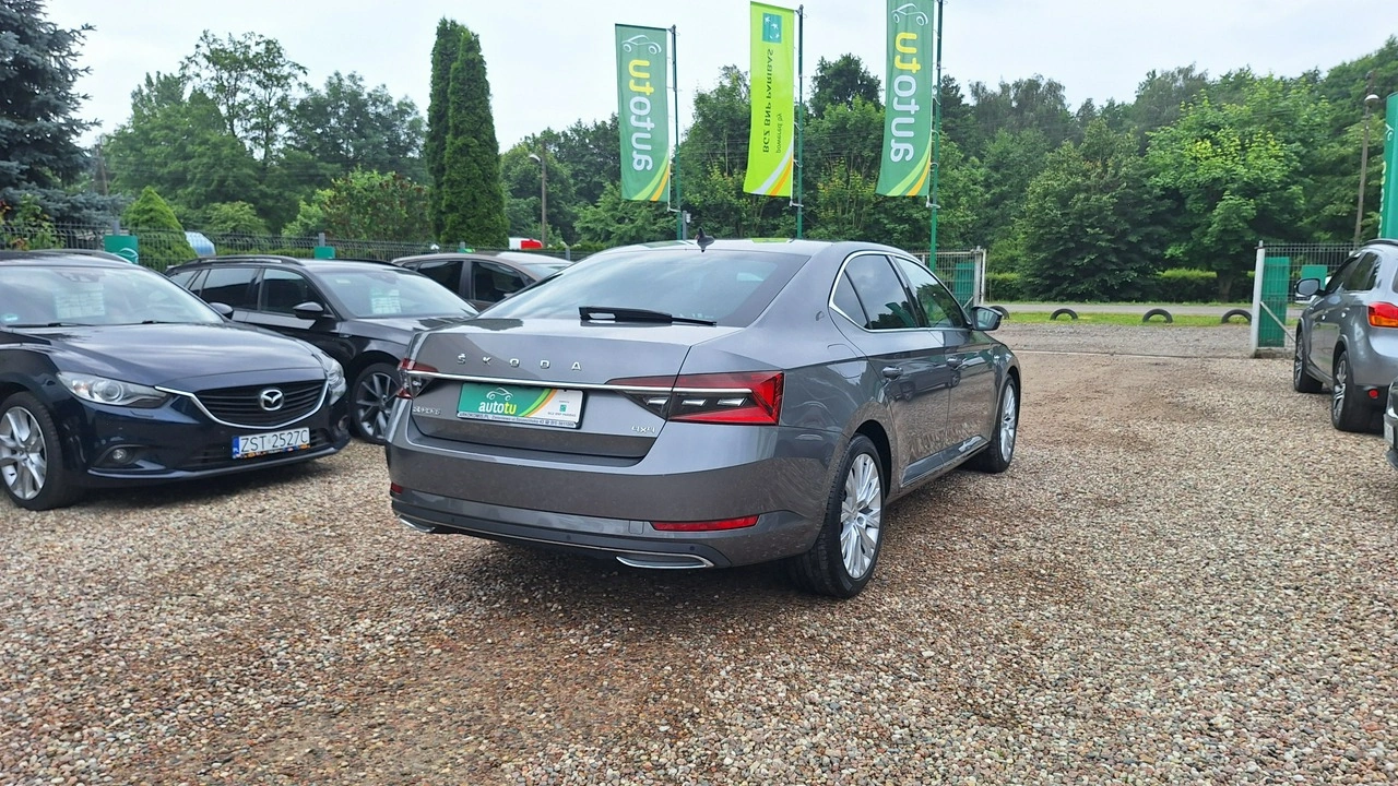 Skoda Superb - Zdjęcie 3