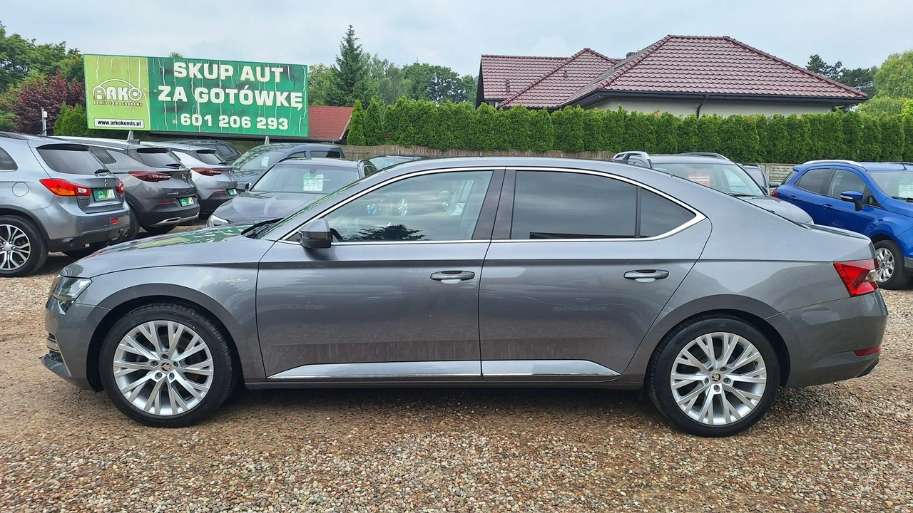 Skoda Superb - Zdjęcie 4