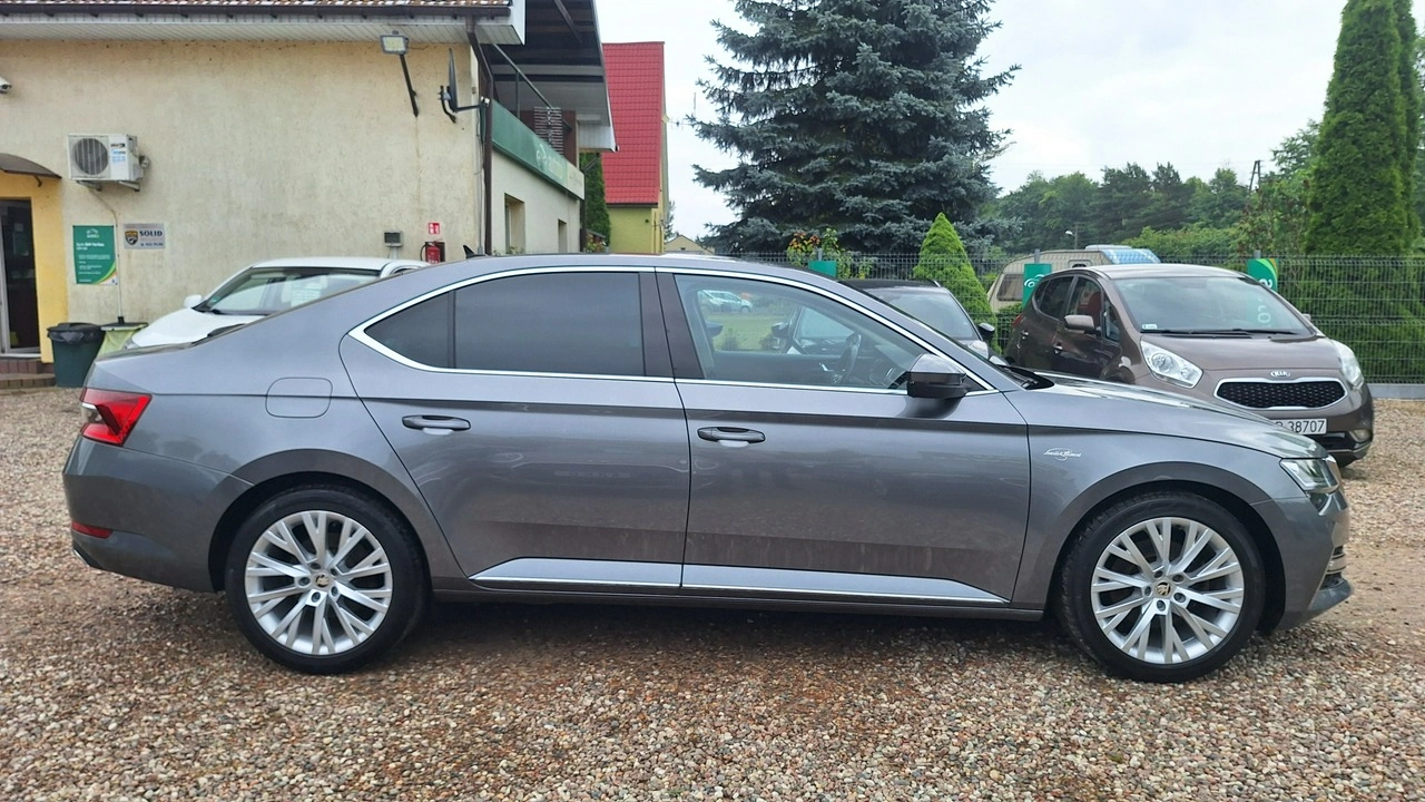 Skoda Superb - Zdjęcie 6