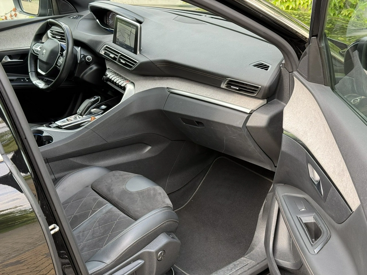 Peugeot 3008 - Zdjęcie 9