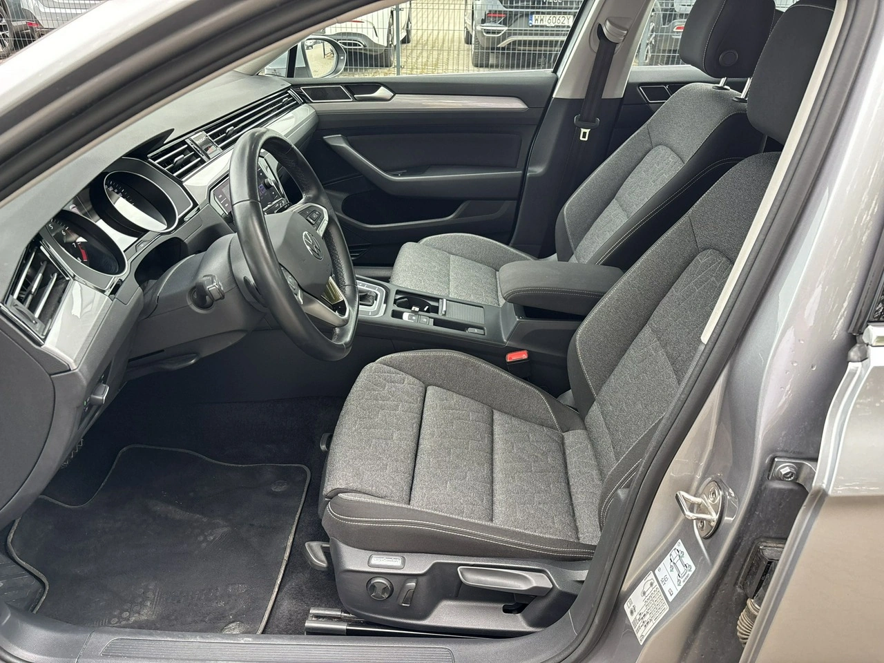 Volkswagen Passat - Zdjęcie 10
