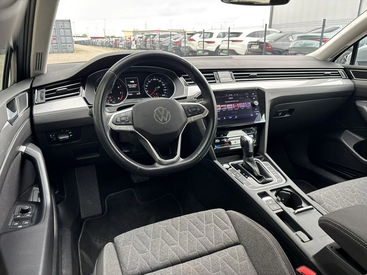 Volkswagen Passat - Zdjęcie 11
