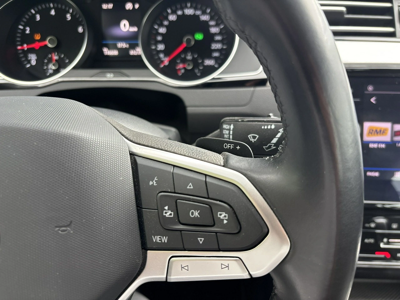 Volkswagen Passat - Zdjęcie 18