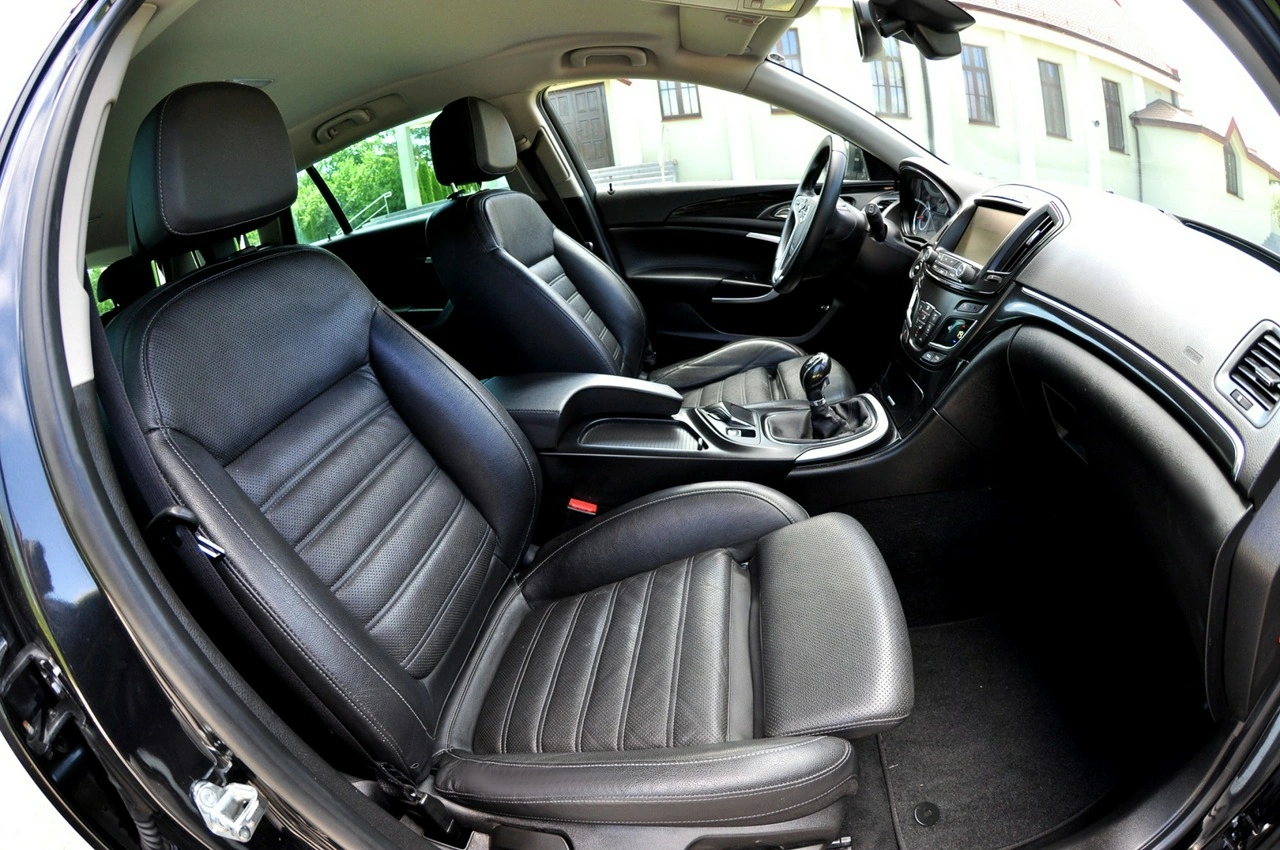 Opel Insignia - Zdjęcie 9