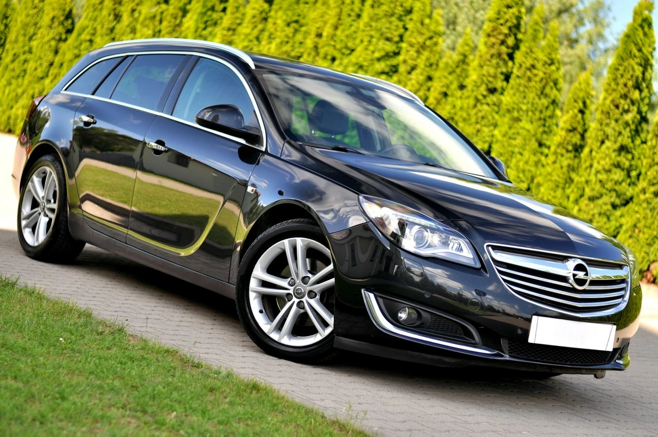 Opel Insignia - Główne zdjęcie
