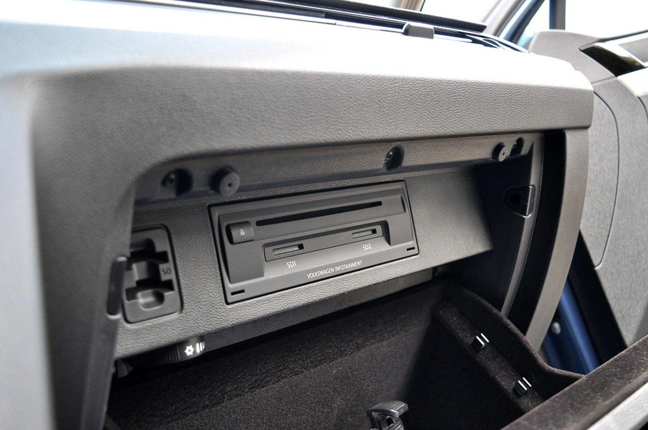 Volkswagen Passat - Zdjęcie 31