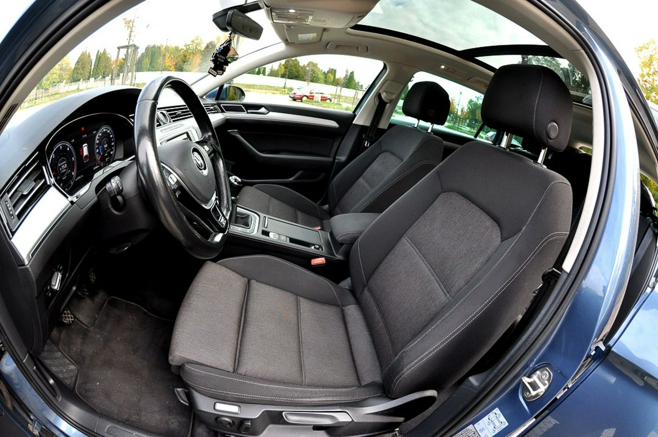 Volkswagen Passat - Zdjęcie 8