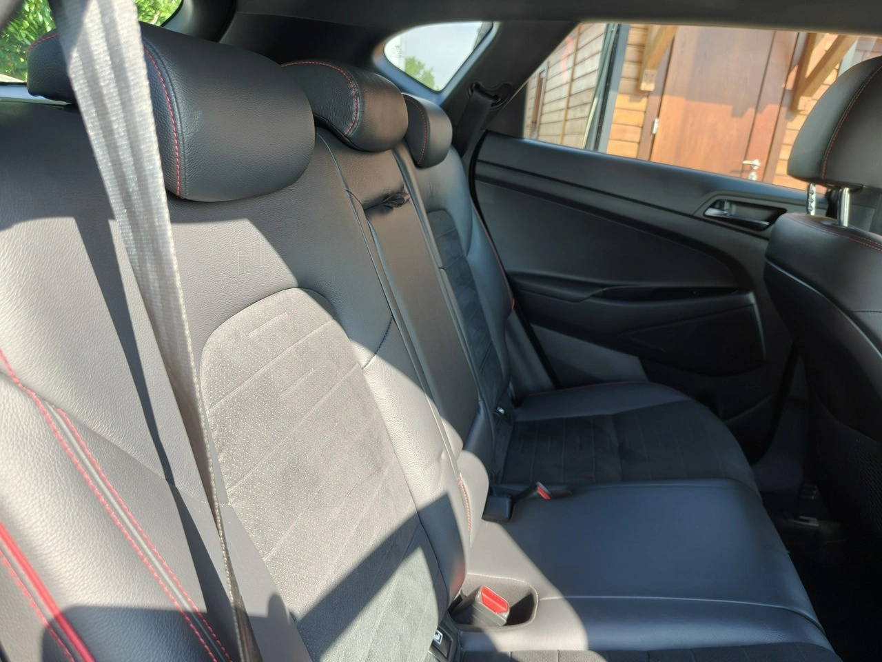 Hyundai Tucson - Zdjęcie 23