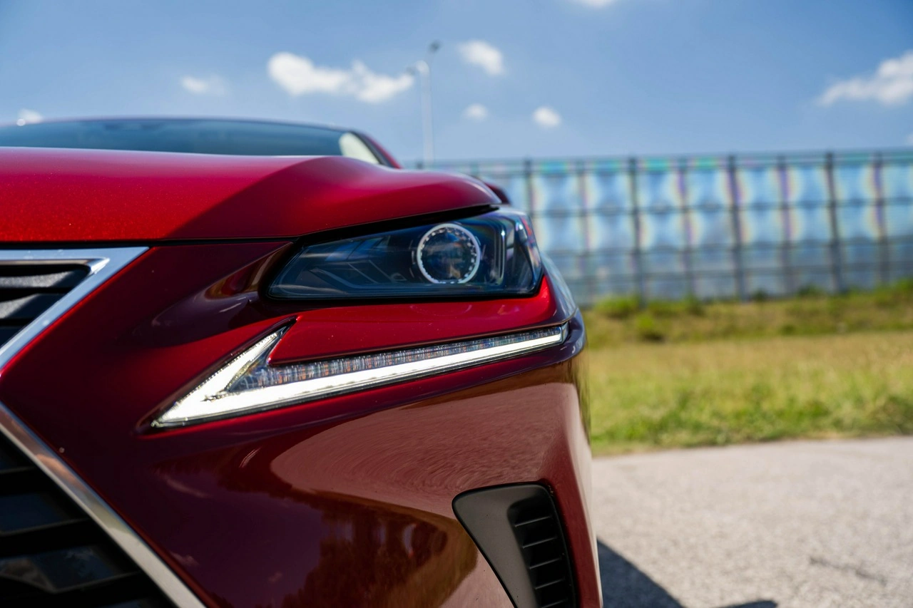 Lexus NX - Zdjęcie 13