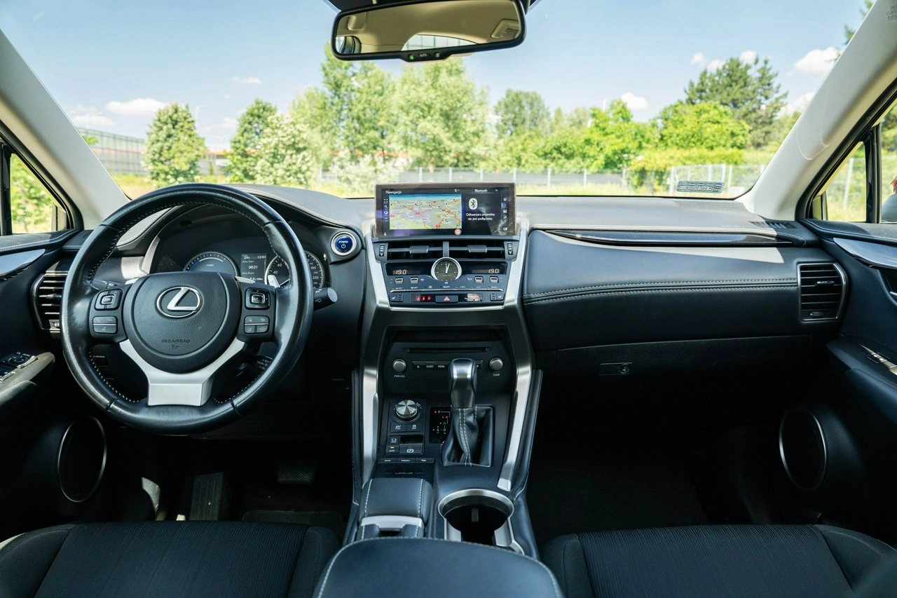 Lexus NX - Zdjęcie 19