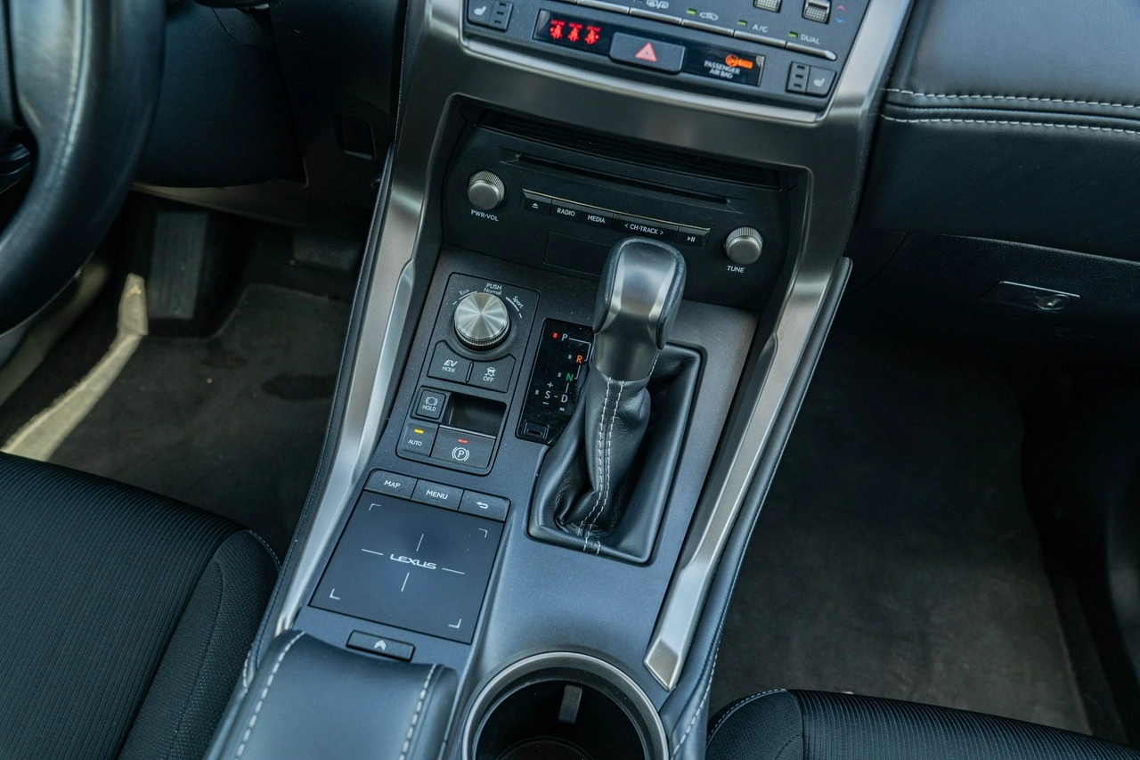 Lexus NX - Zdjęcie 23