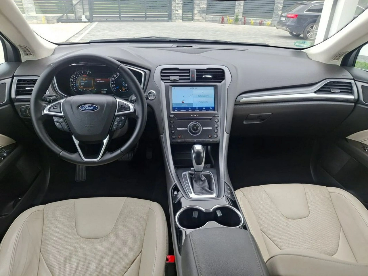 Ford Mondeo - Zdjęcie 8