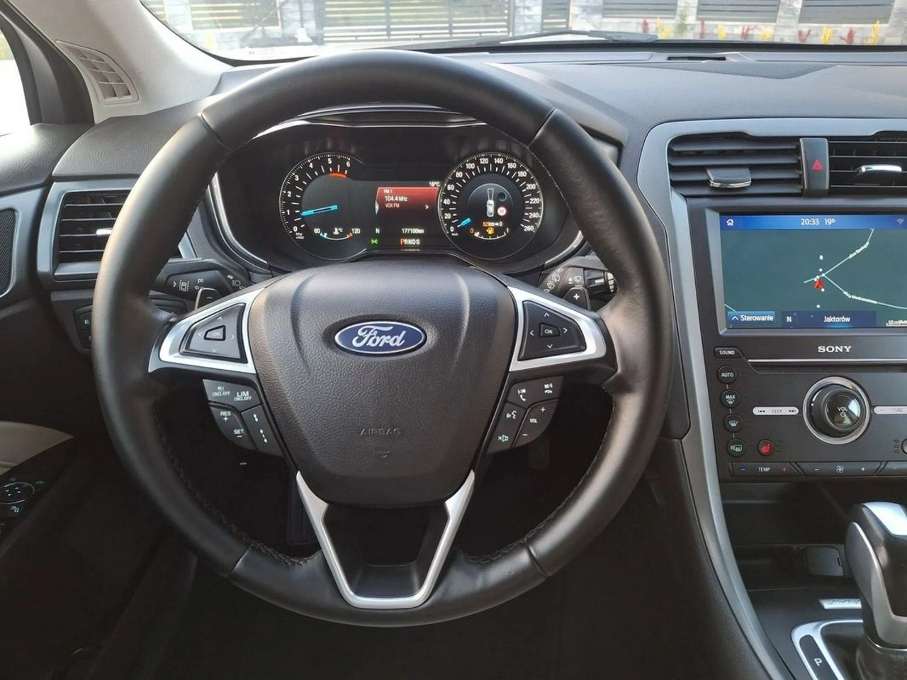 Ford Mondeo - Zdjęcie 9