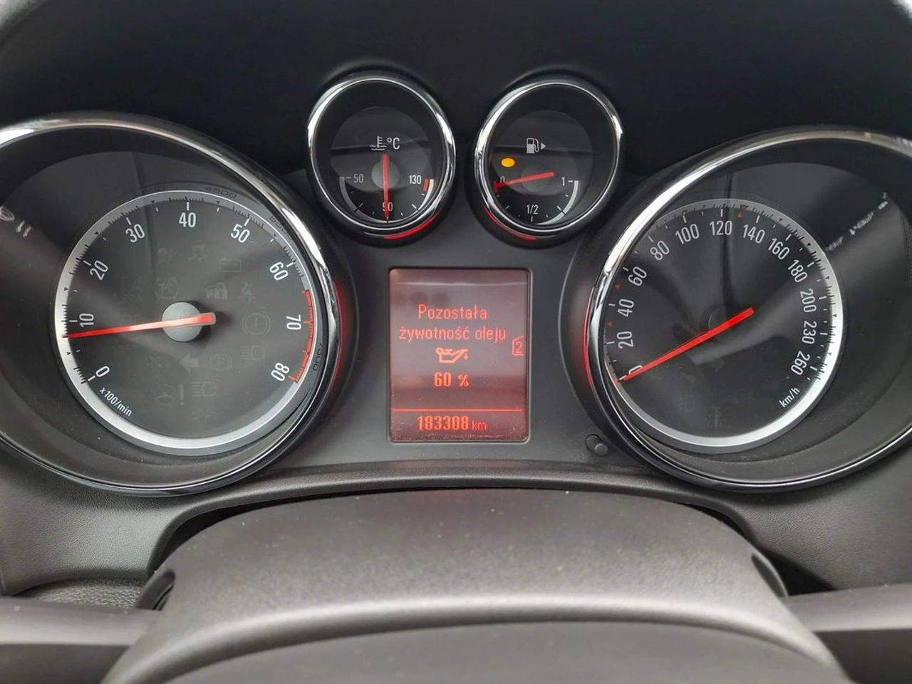 Opel Astra - Zdjęcie 7