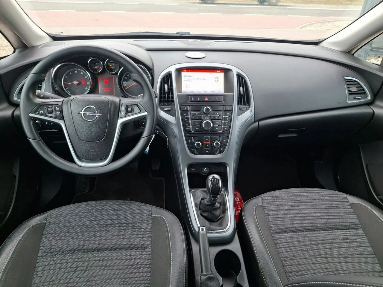 Opel Astra - Zdjęcie 8