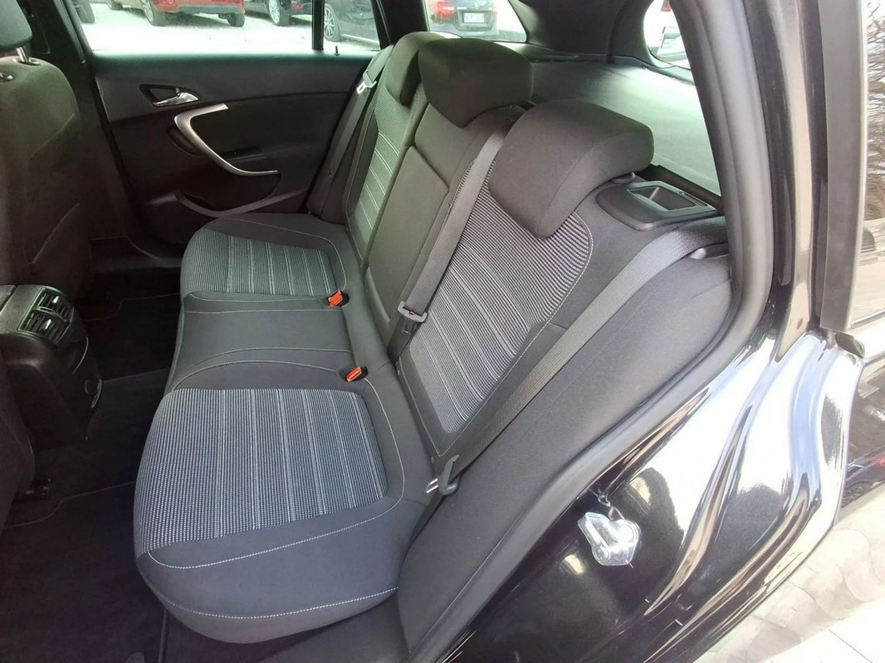 Opel Insignia - Zdjęcie 12