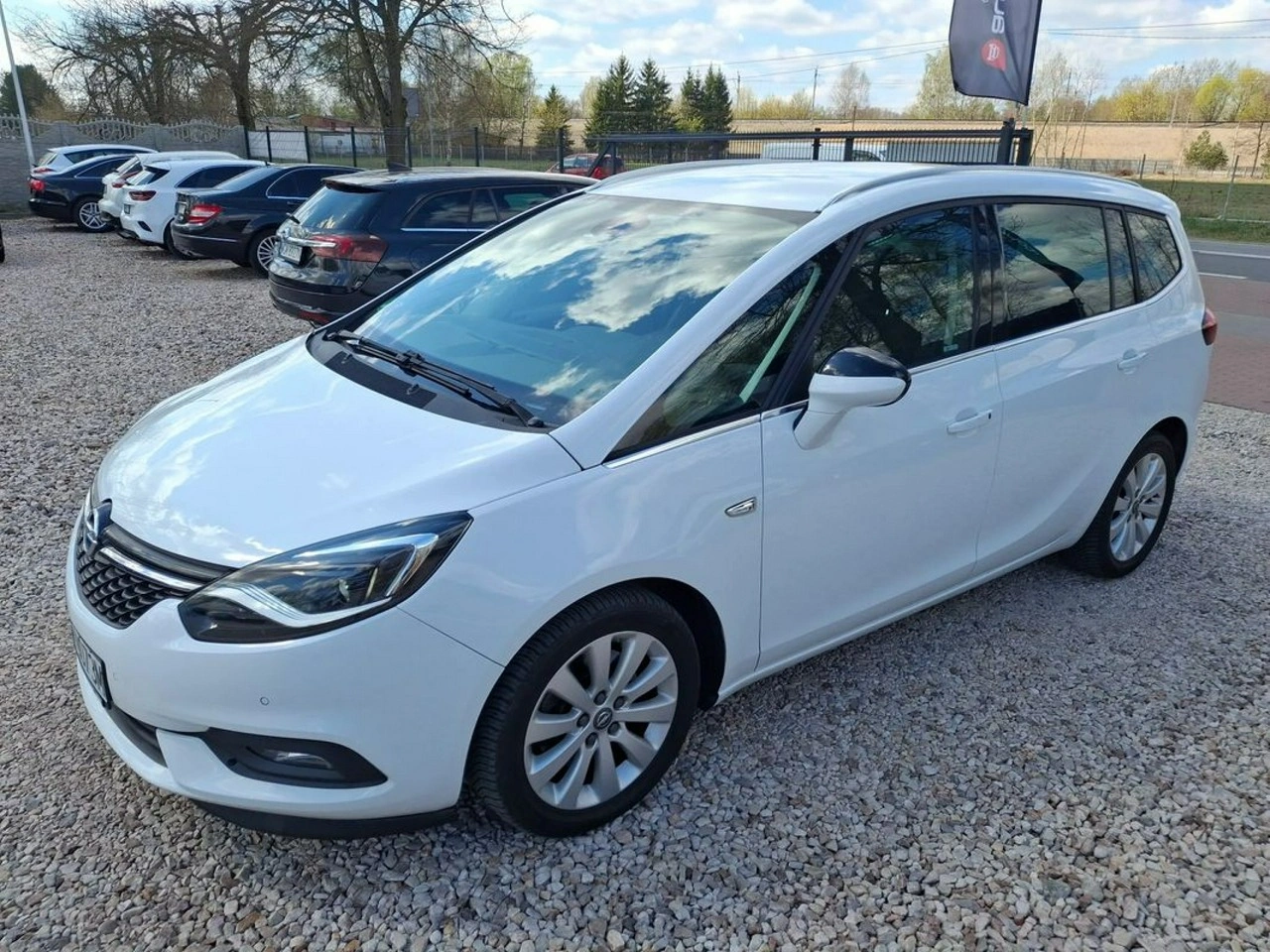 Opel Zafira - Zdjęcie 4