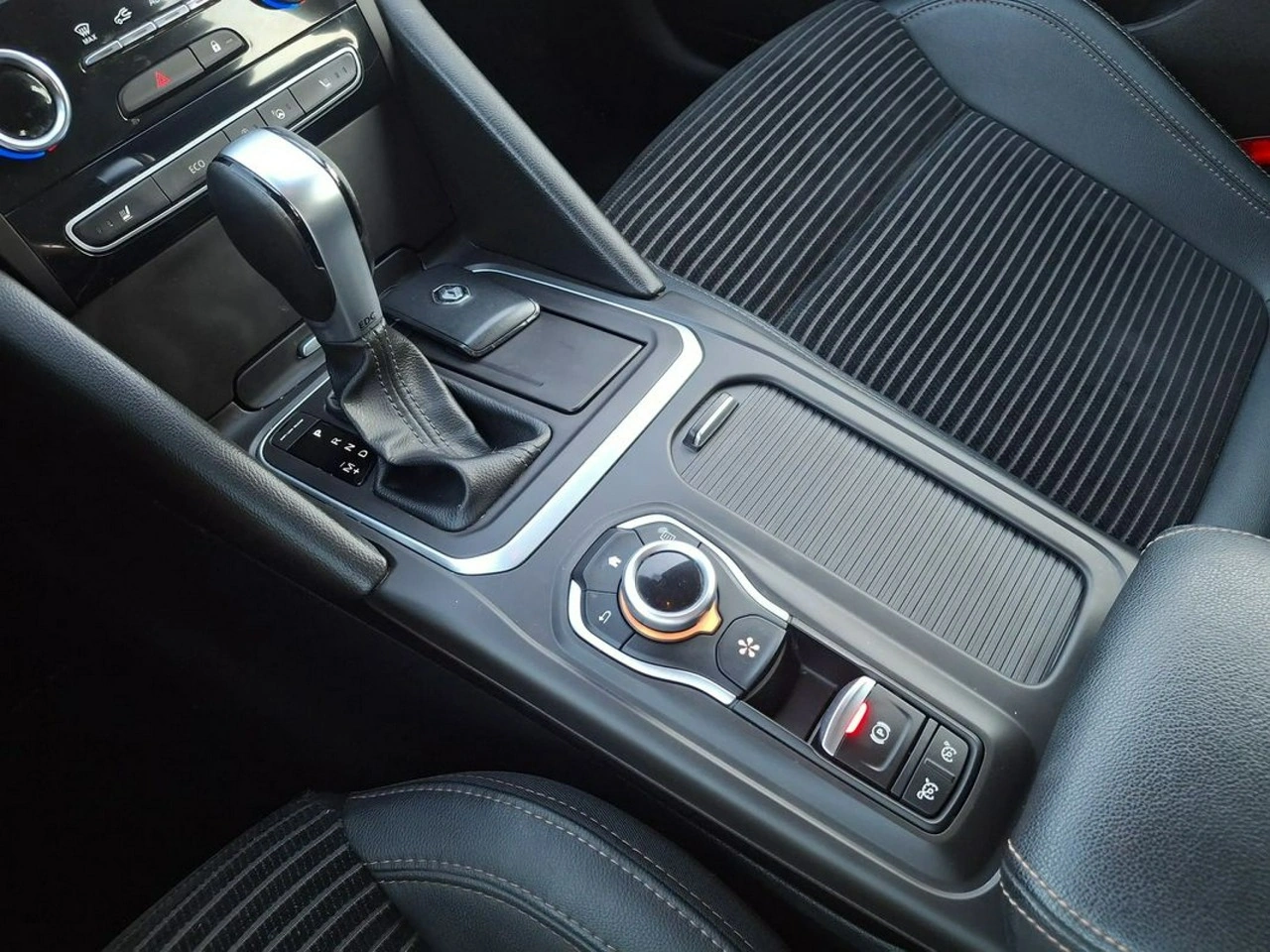 Renault Talisman - Zdjęcie 11