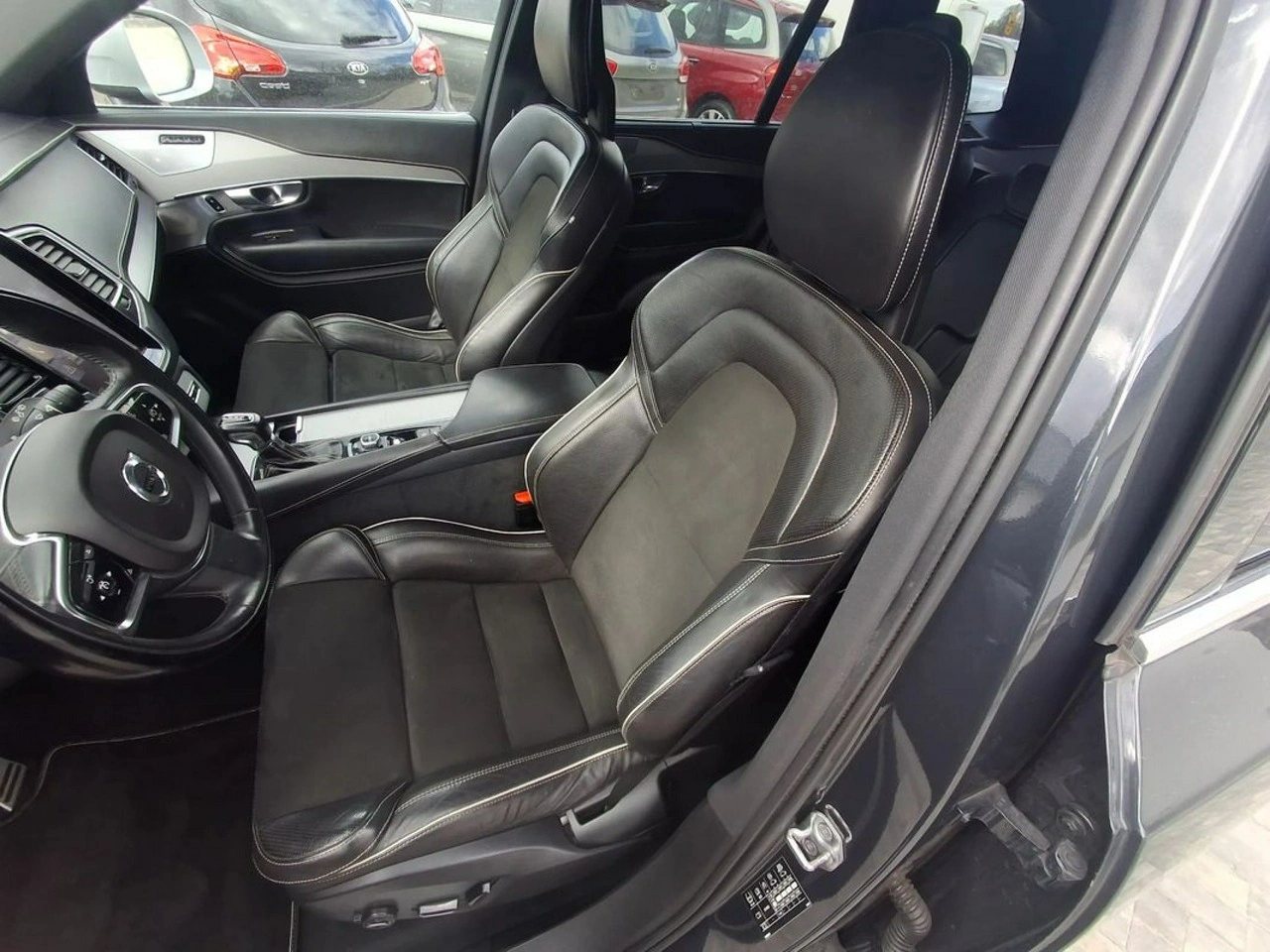 Volvo XC 90 - Zdjęcie 18