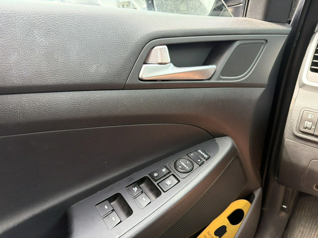 Hyundai Tucson - Zdjęcie 12