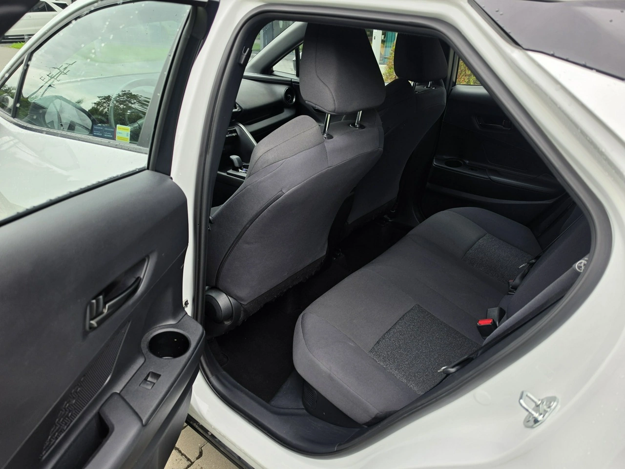 Toyota C-HR - Zdjęcie 9
