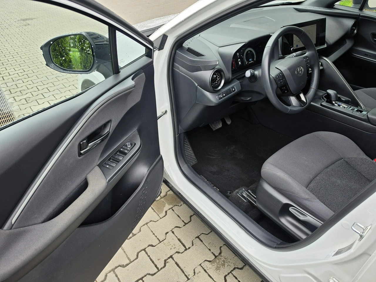 Toyota C-HR - Zdjęcie 13