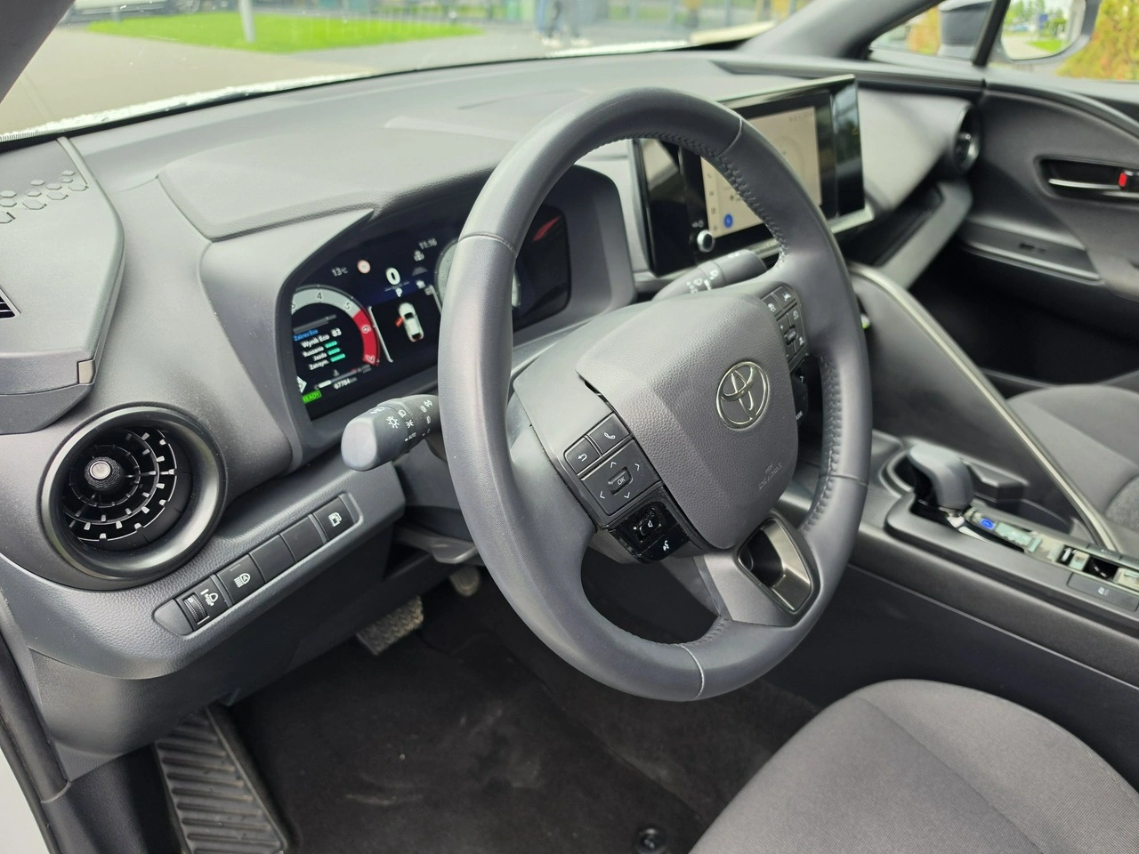 Toyota C-HR - Zdjęcie 18
