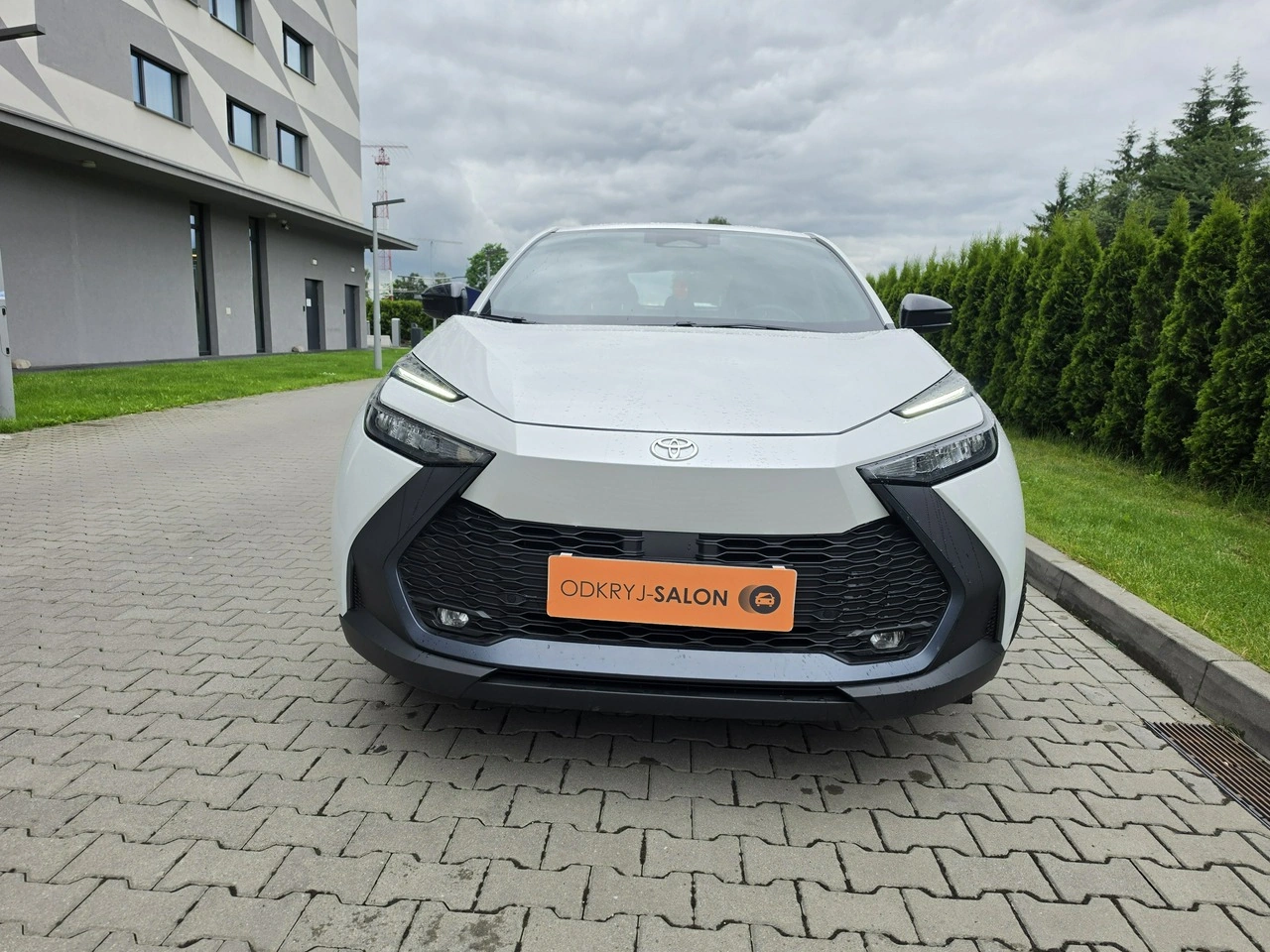 Toyota C-HR - Zdjęcie 2