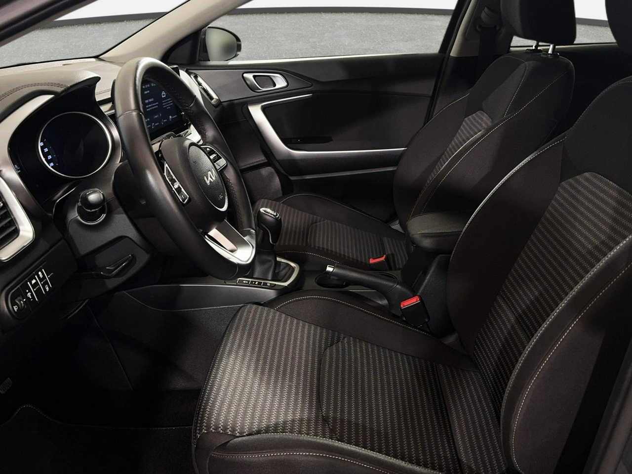 Kia XCeed - Zdjęcie 11
