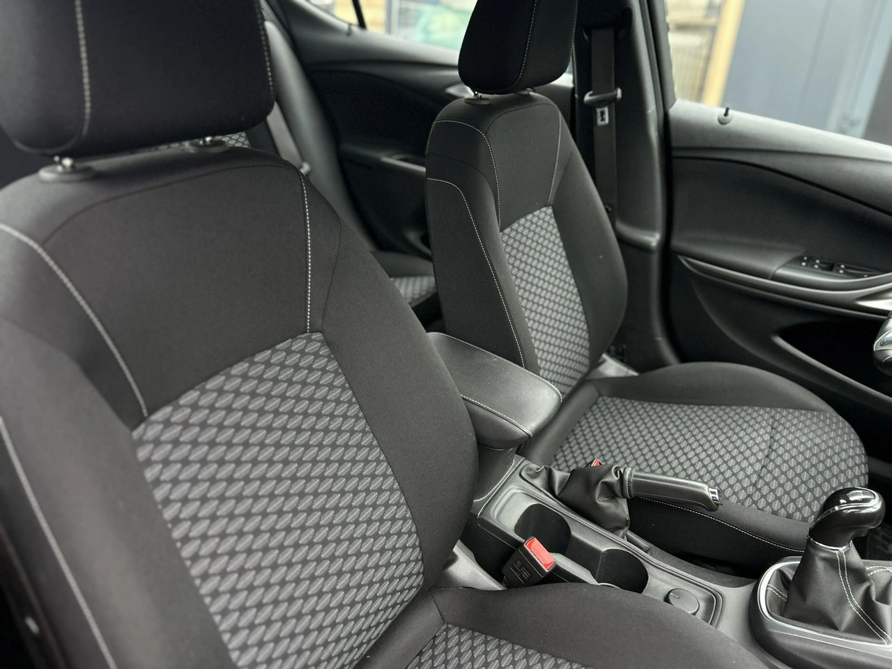 Opel Astra - Zdjęcie 12