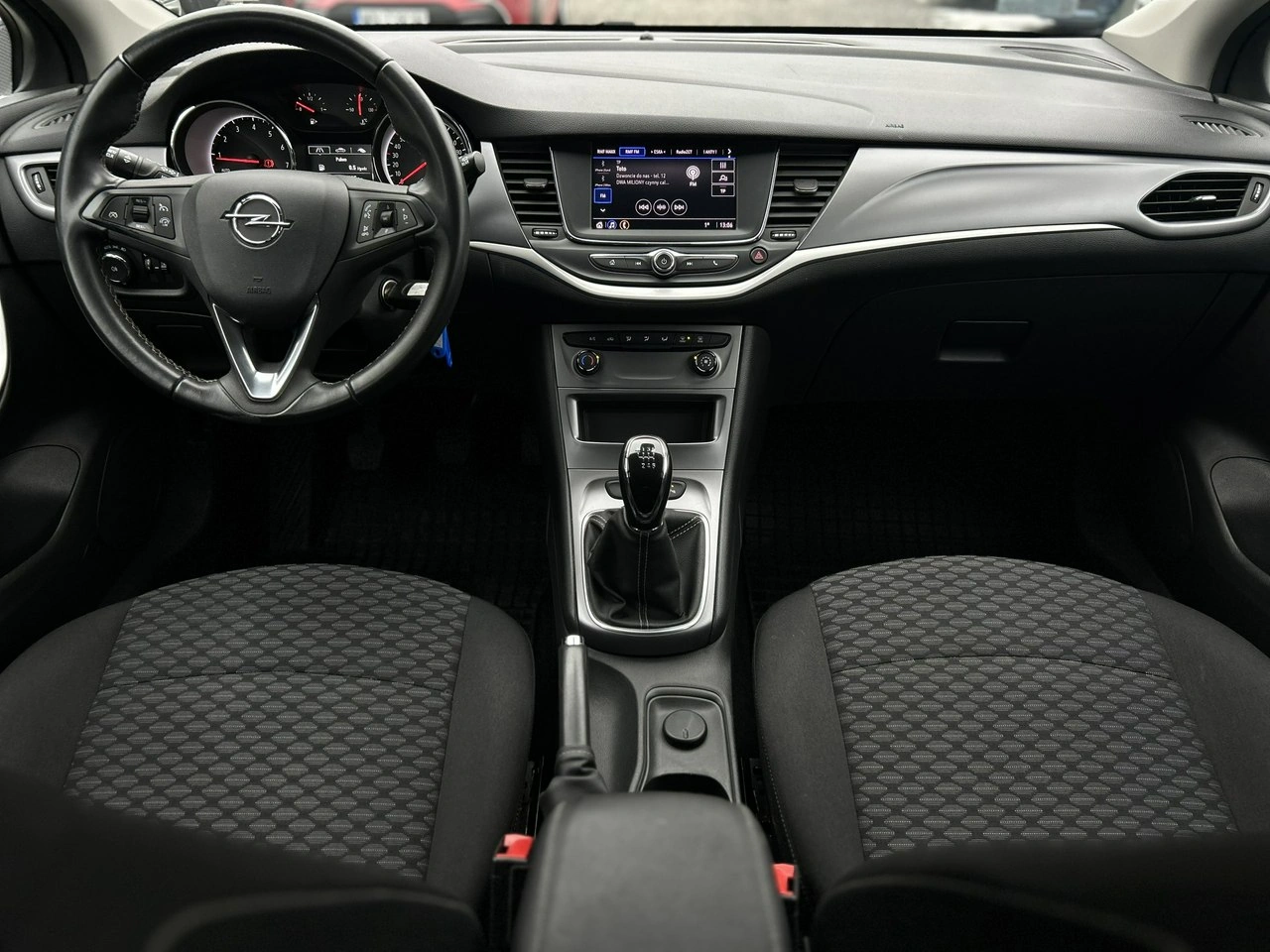 Opel Astra - Zdjęcie 14