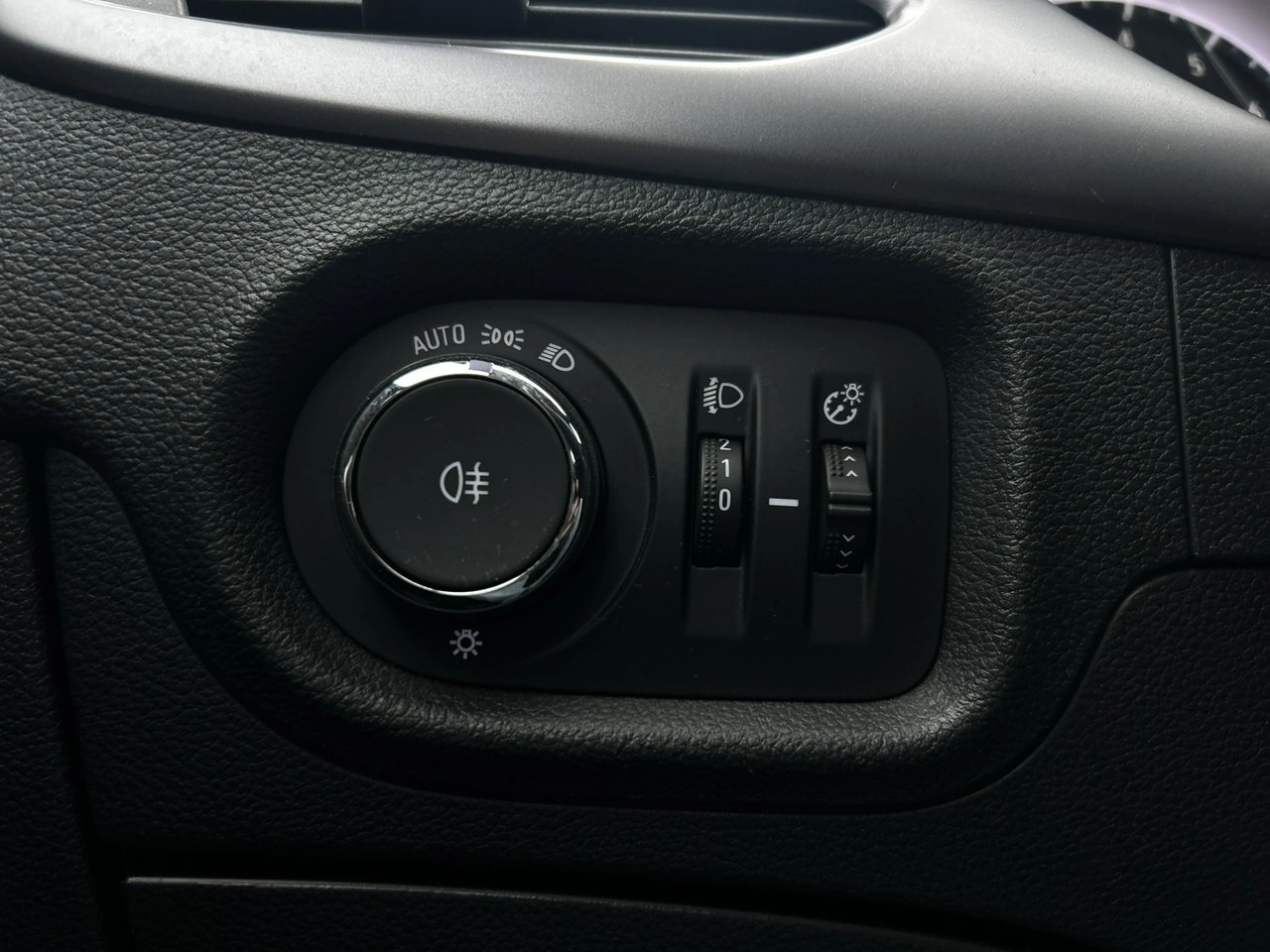 Opel Astra - Zdjęcie 30