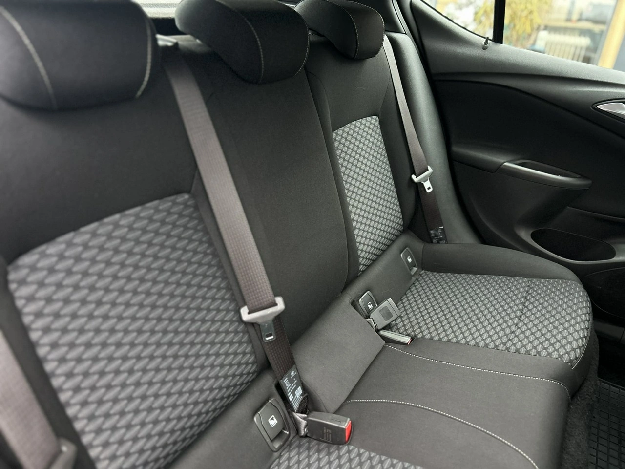 Opel Astra - Zdjęcie 32