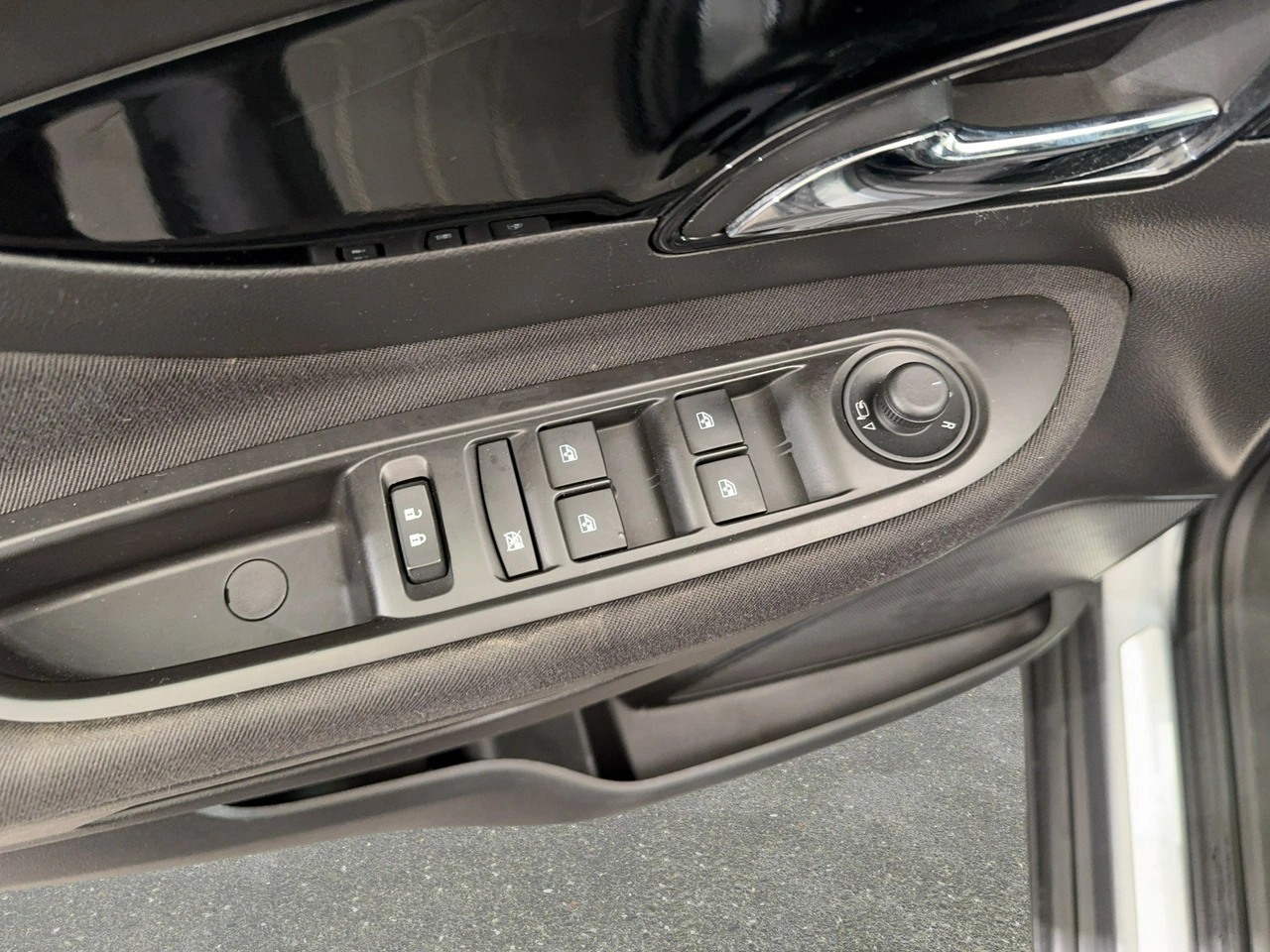 Opel Mokka X - Zdjęcie 25
