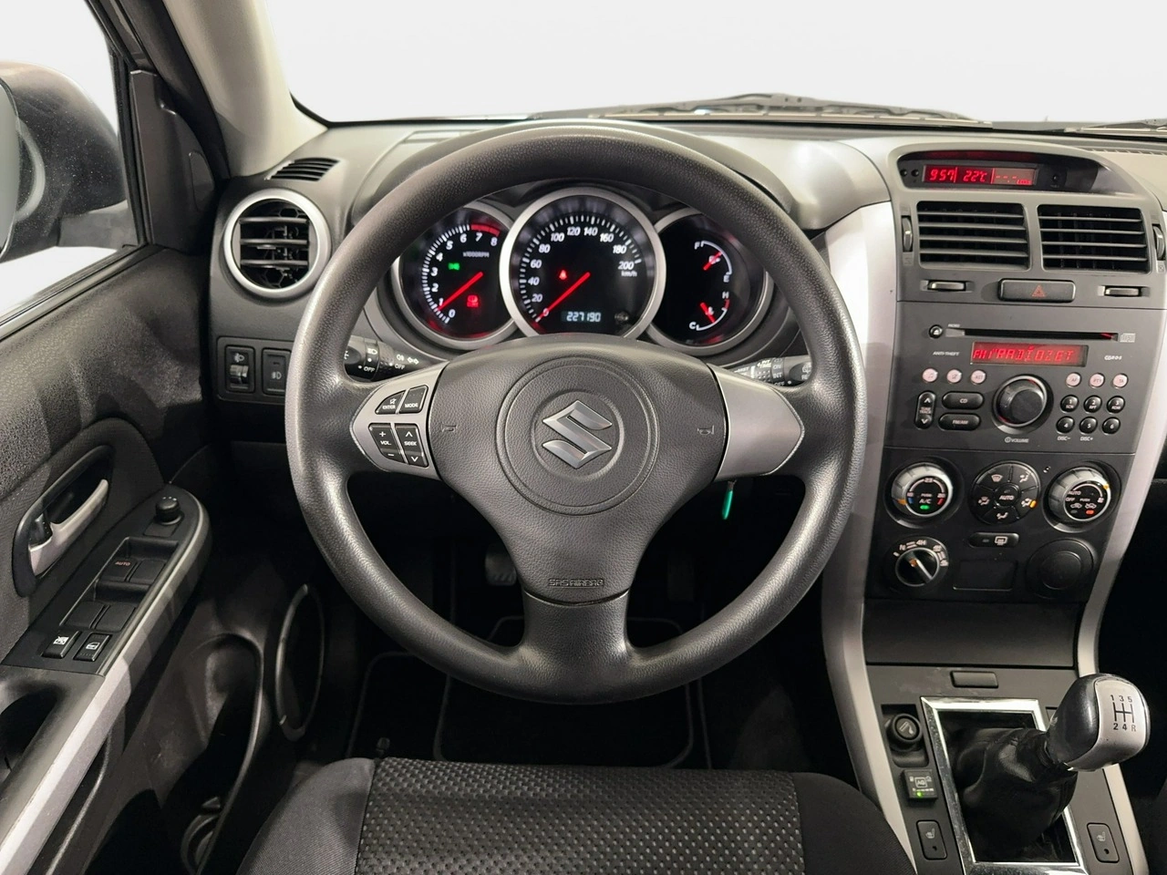 Suzuki Grand Vitara - Zdjęcie 14