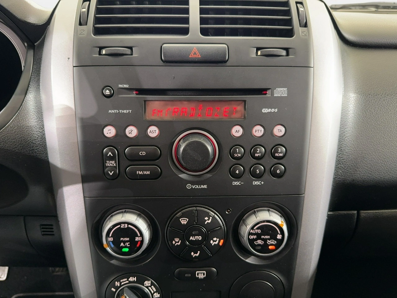 Suzuki Grand Vitara - Zdjęcie 18