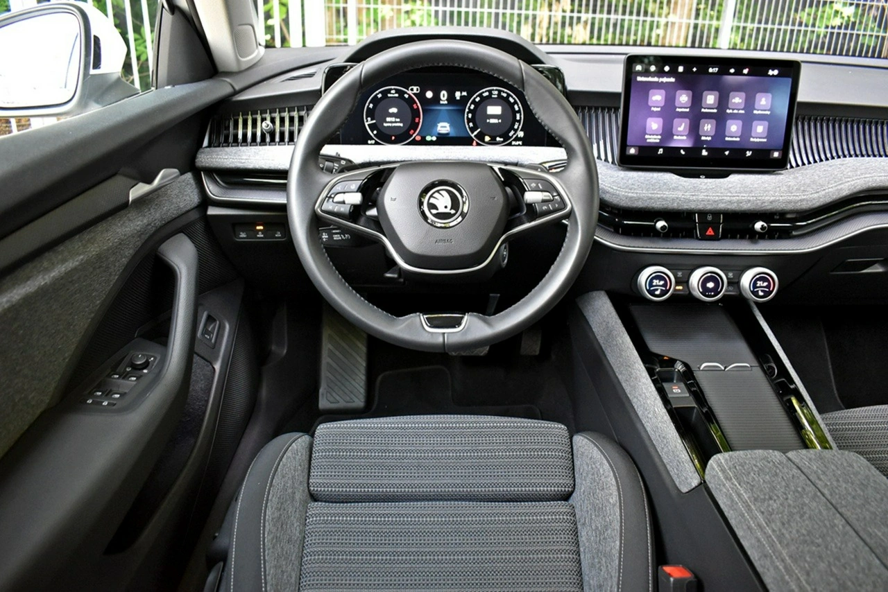 Skoda Superb - Zdjęcie 14