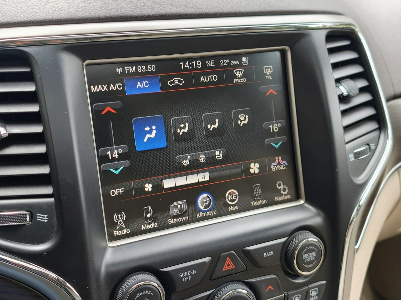 Jeep Grand Cherokee - Zdjęcie 15